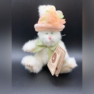 Boyd’s Bears Ellie Hopplebuns Bunny Rabbit Plush Spring
